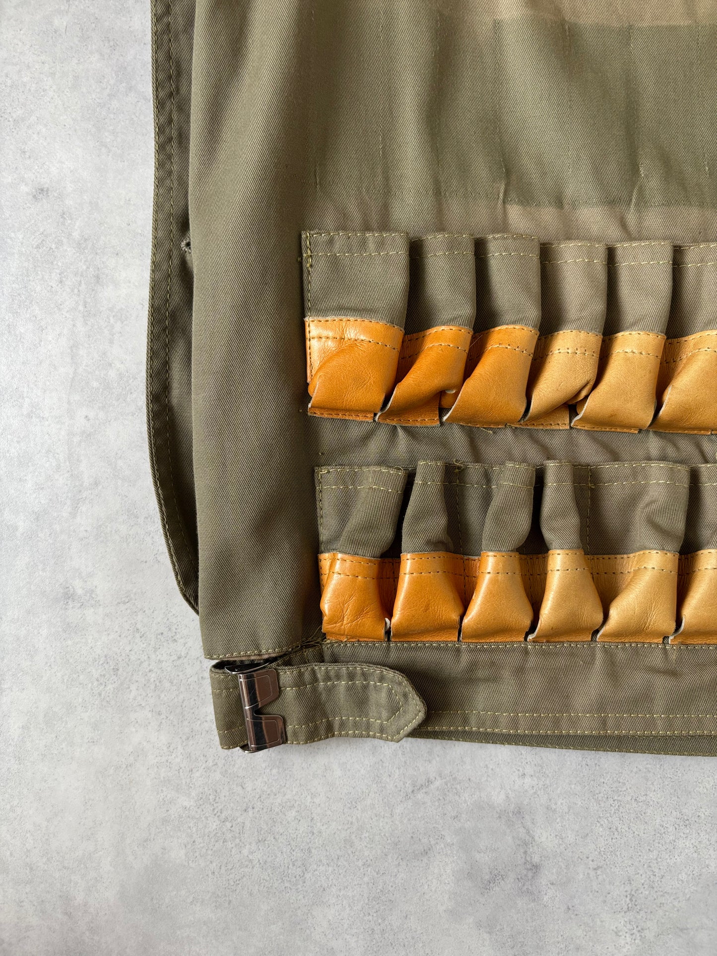 70‐80s イタリア ハンティングベスト（カーキ）