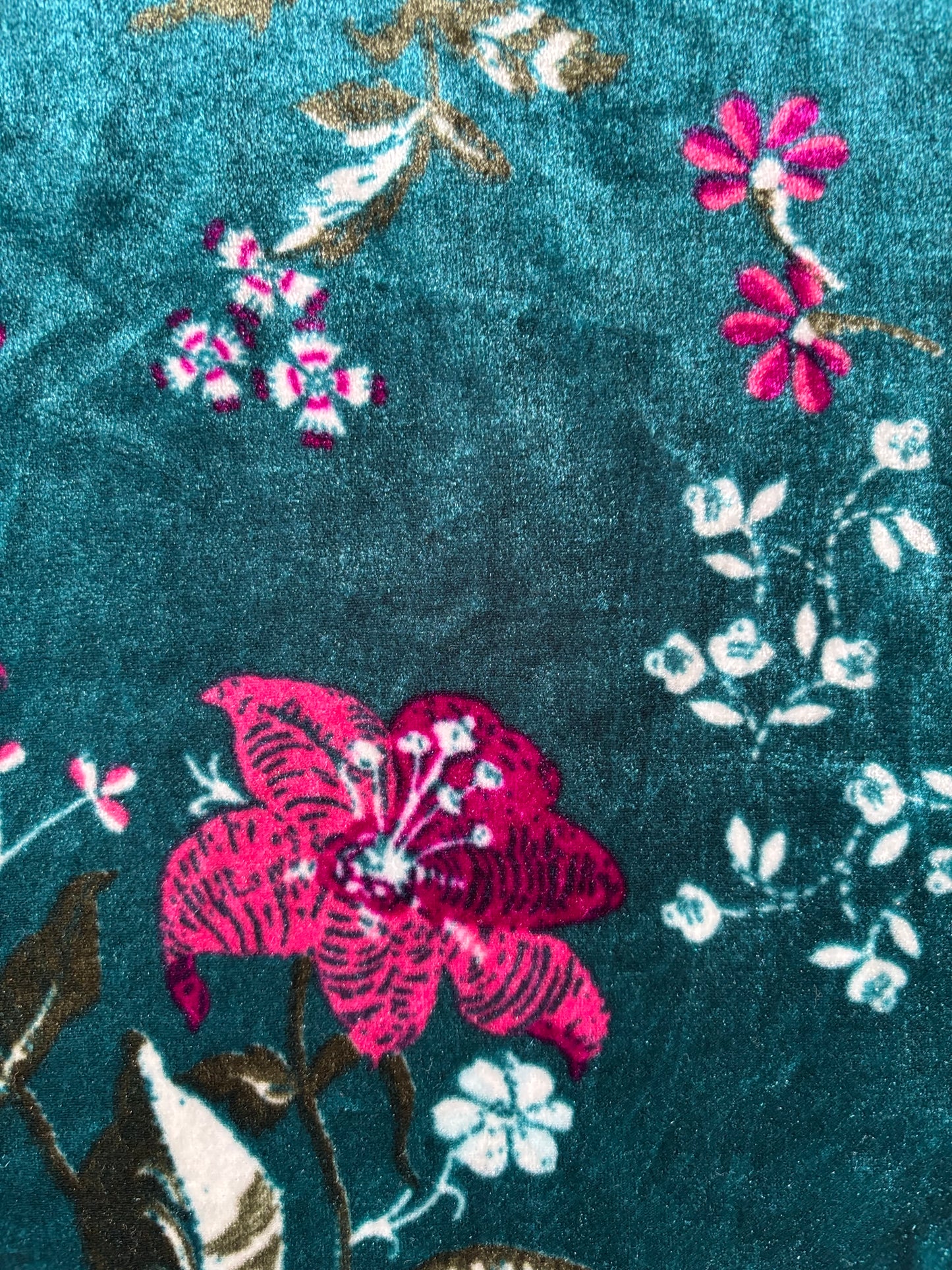 エメラルドグリーンベロアトップス