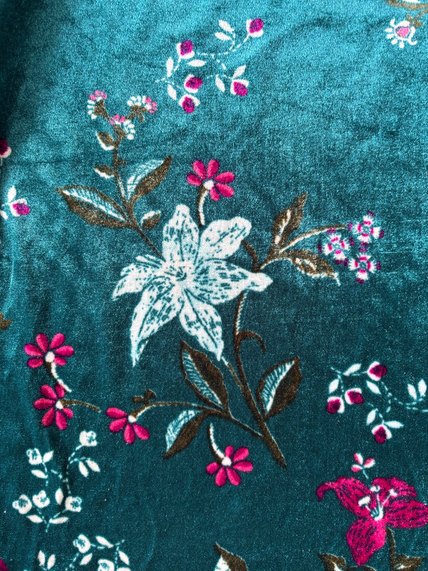 エメラルドグリーンベロアトップス